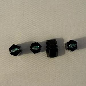Land Rover Valve Stem Caps in Black Set of 4 NWT